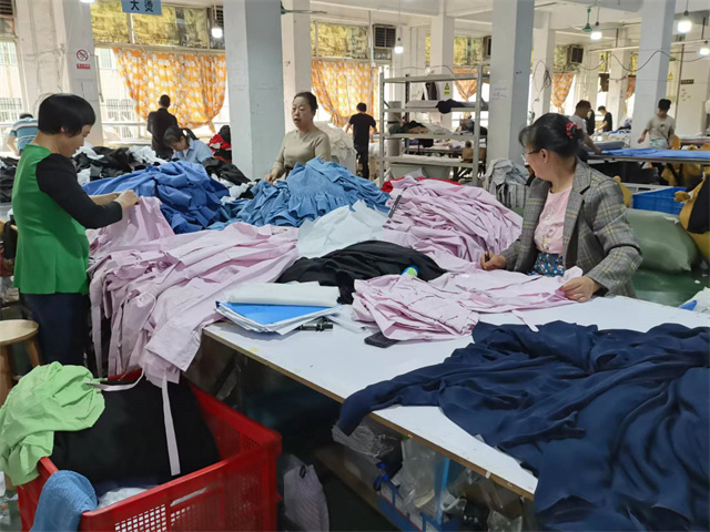 服裝全檢服務 保障品質，提升零售競爭力