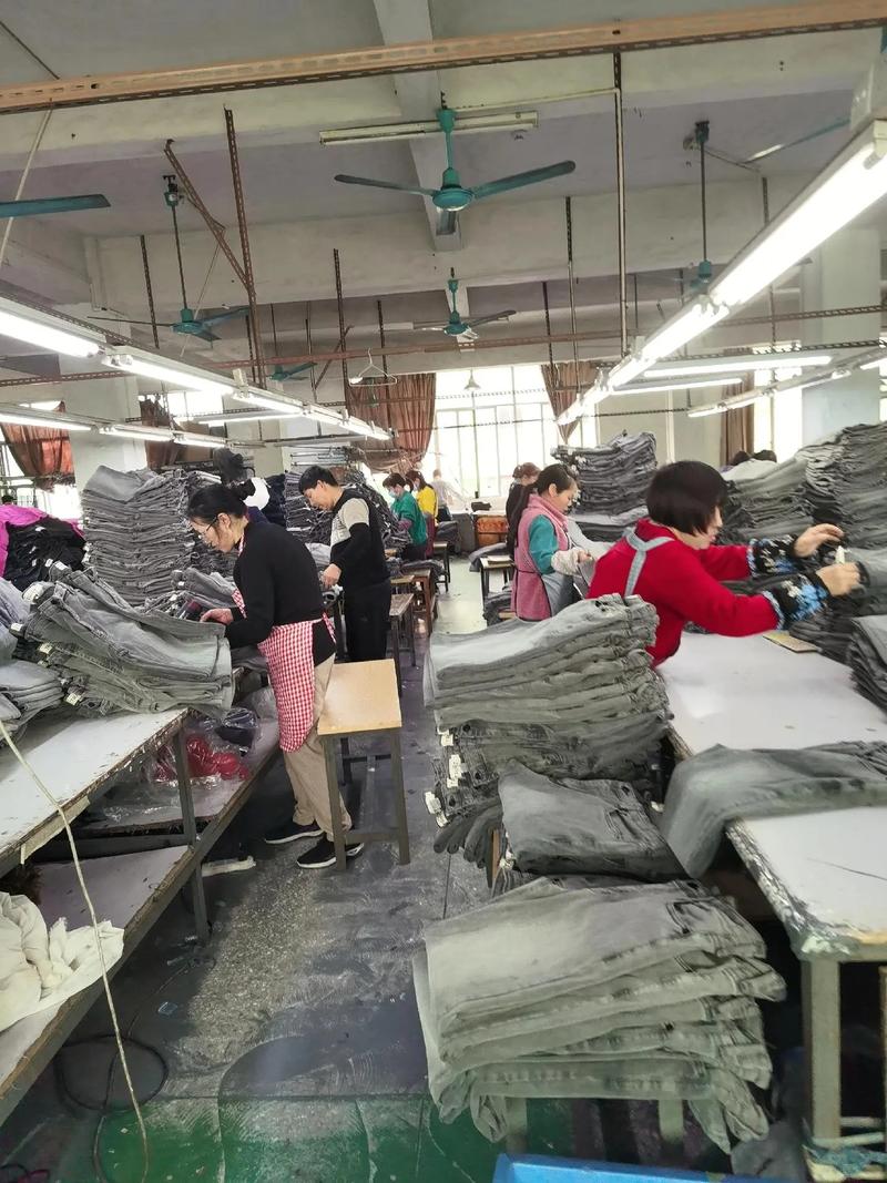 保時杰包裝部誠聘大燙1名、中查2名，歡迎加入！